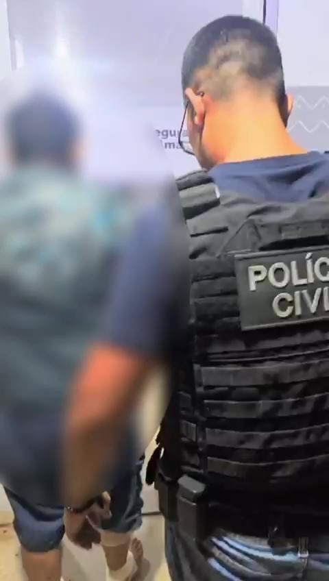 EM MACAPÁ, POLÍCIA CIVIL PRENDE FORNECEDOR DE DROGAS EM FLAGRANTE E APREENDE UMA ARMA DE FOGO